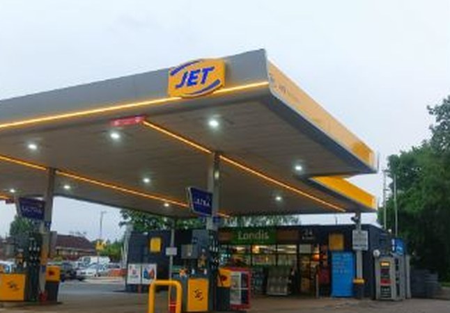 Our Londis store at Jet Brimington Service Station, Chesterfield